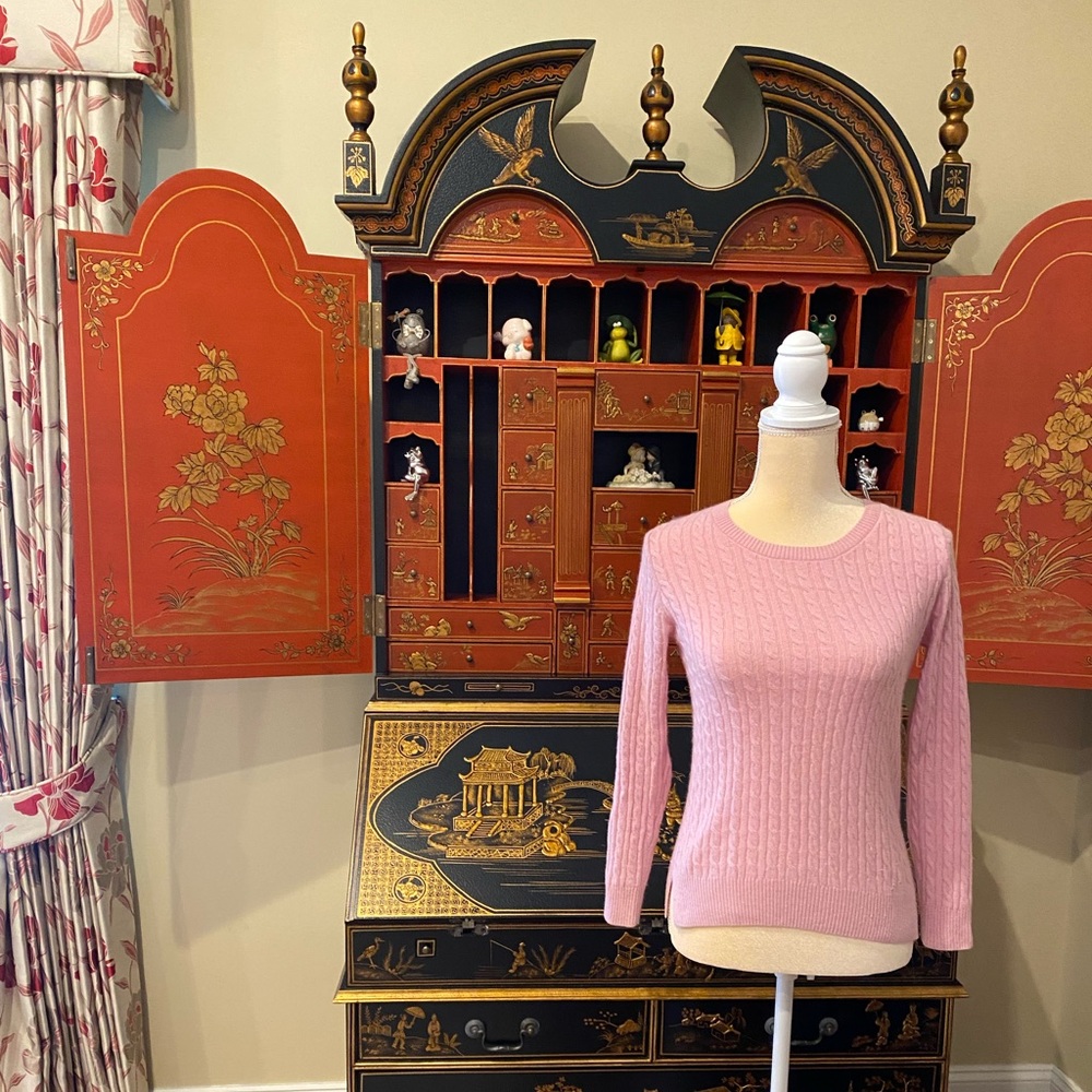 Scoop neck cashmere sweater.  Pretty in pink.